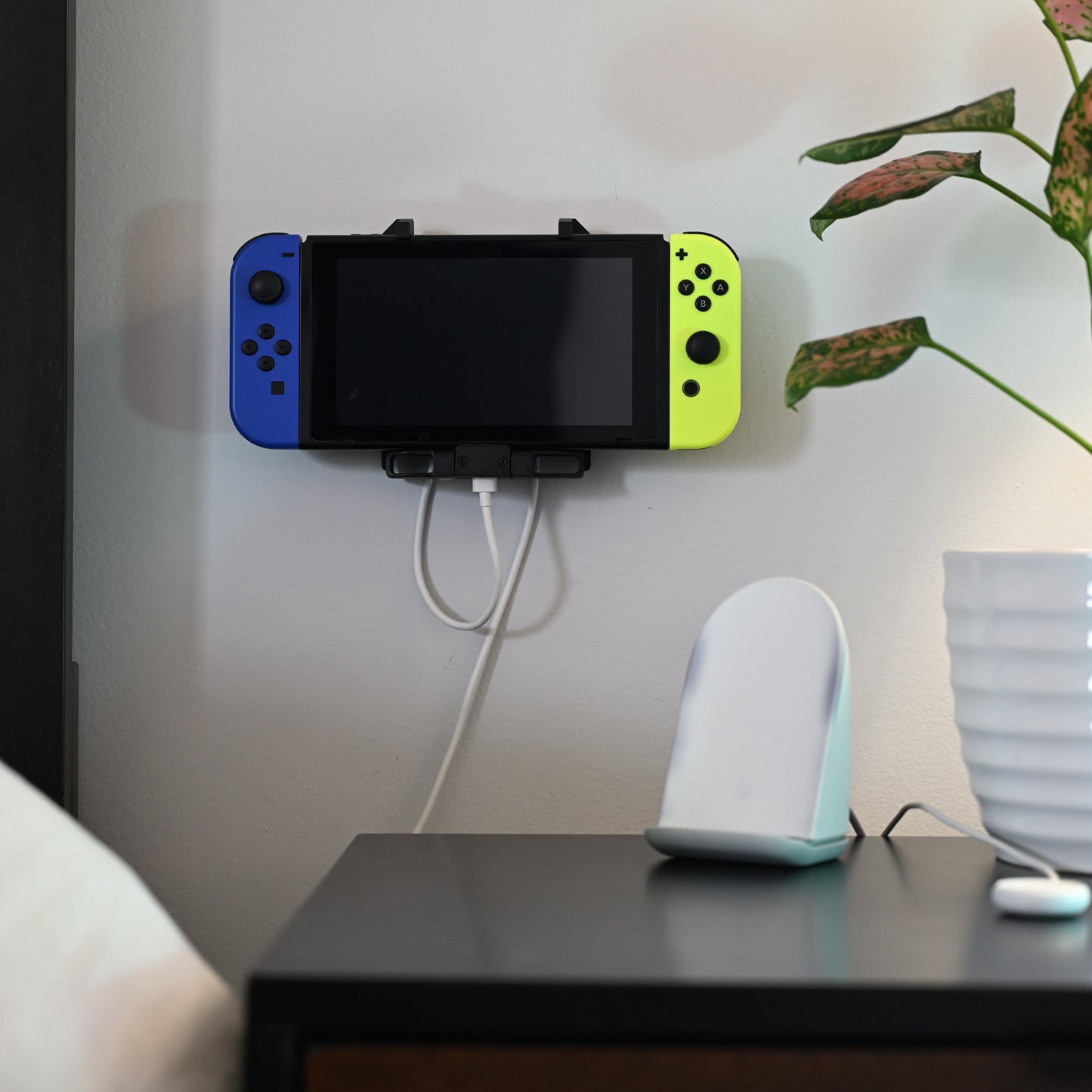 Nintendo Switch: MechLock w/ One-Touch Charging